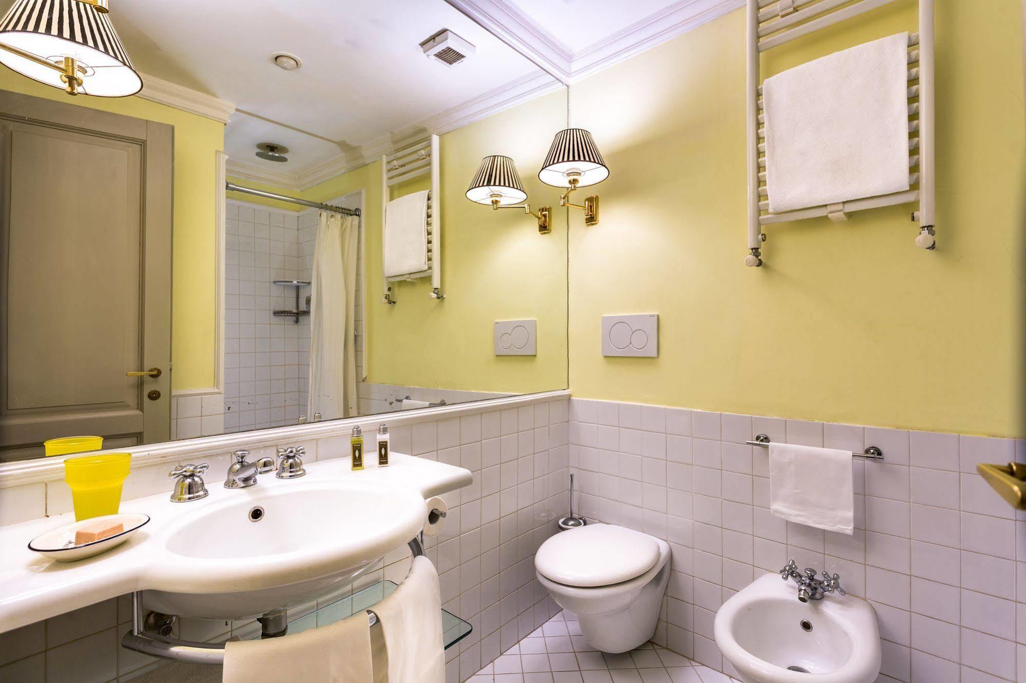 Casa Heberart Guest House Capo Le Case Roma Eksteriør bilde