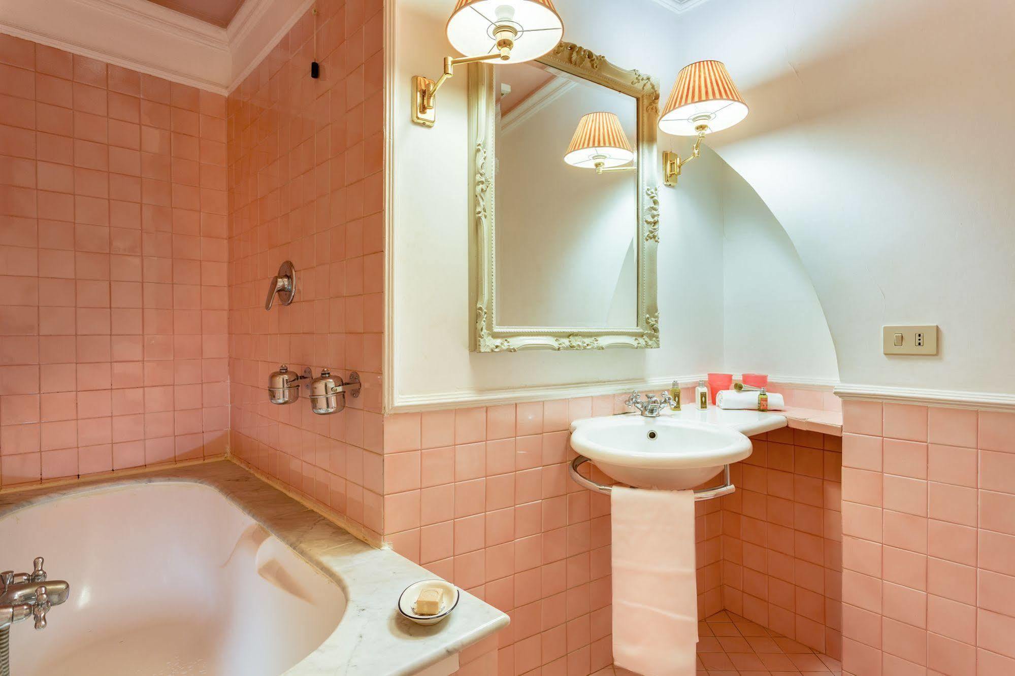Casa Heberart Guest House Capo Le Case Roma Eksteriør bilde